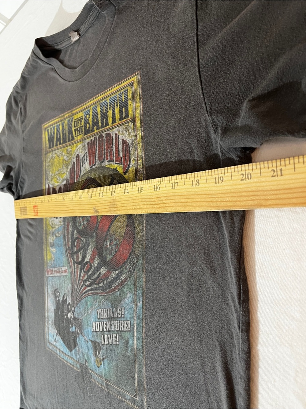 Next Level Apparel - walk off the earth - Black Short Sleeve Tee Vintage Graphic - Picture 7 of 8